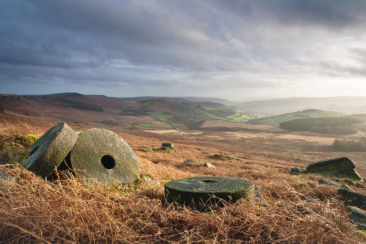 1410_StanageEdge_HighNebMillstones