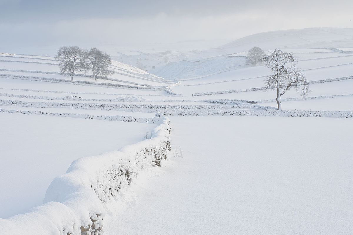 1945_SnowyTansleyDale